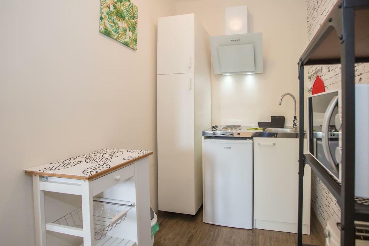 Caprice Studio Apartment Poreč Eksteriør billede